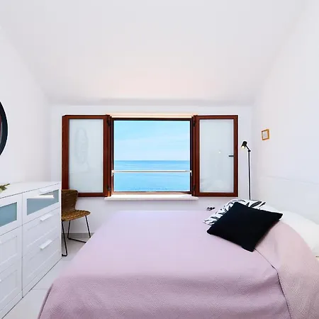 Hedera Estate Hedera A16